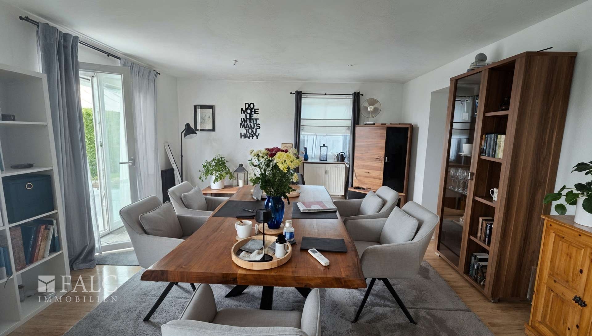 Wohn-Essbereich (KI optimiert)