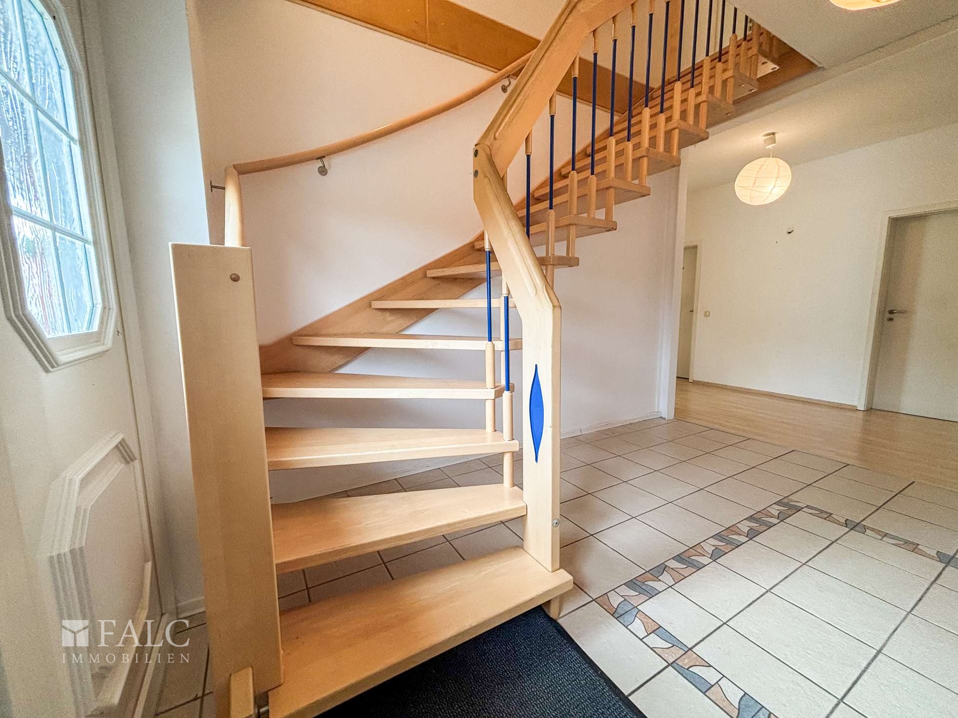 Treppe ins Dachgeschoss