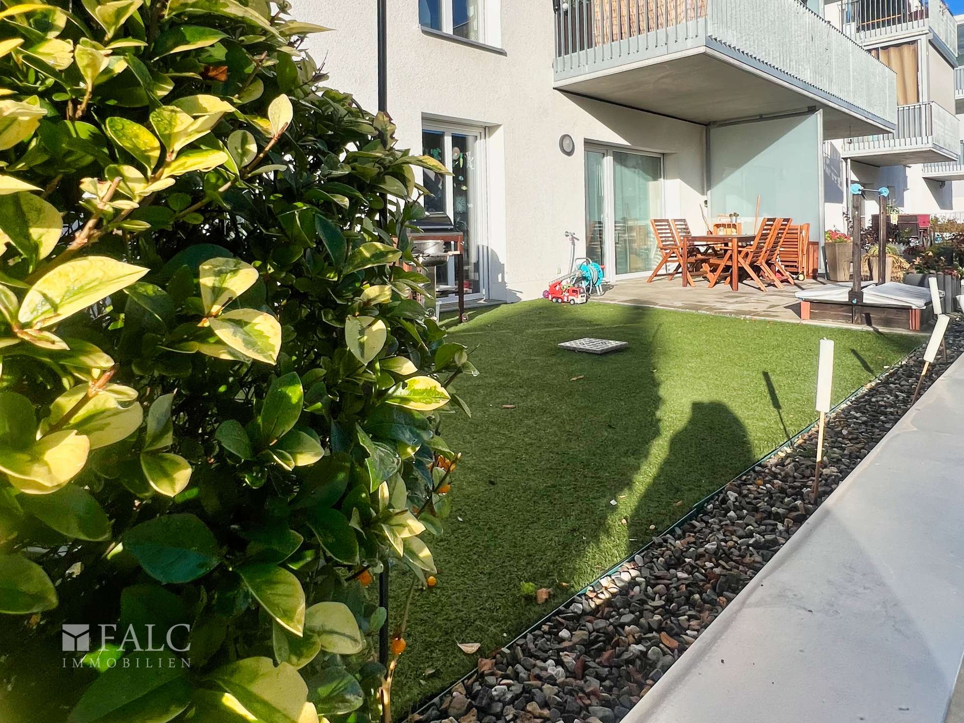 Extra große Terrasse