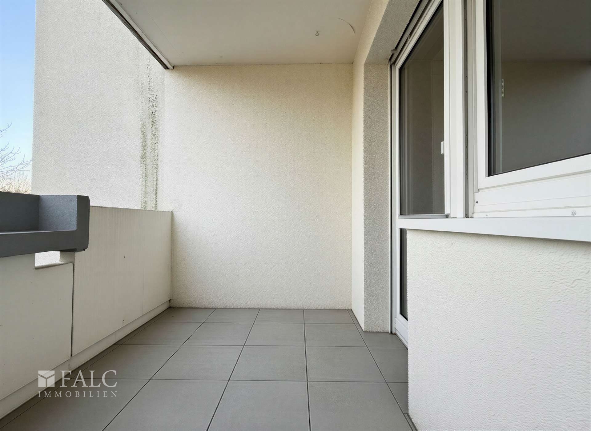 Balkon - (KI generiert)