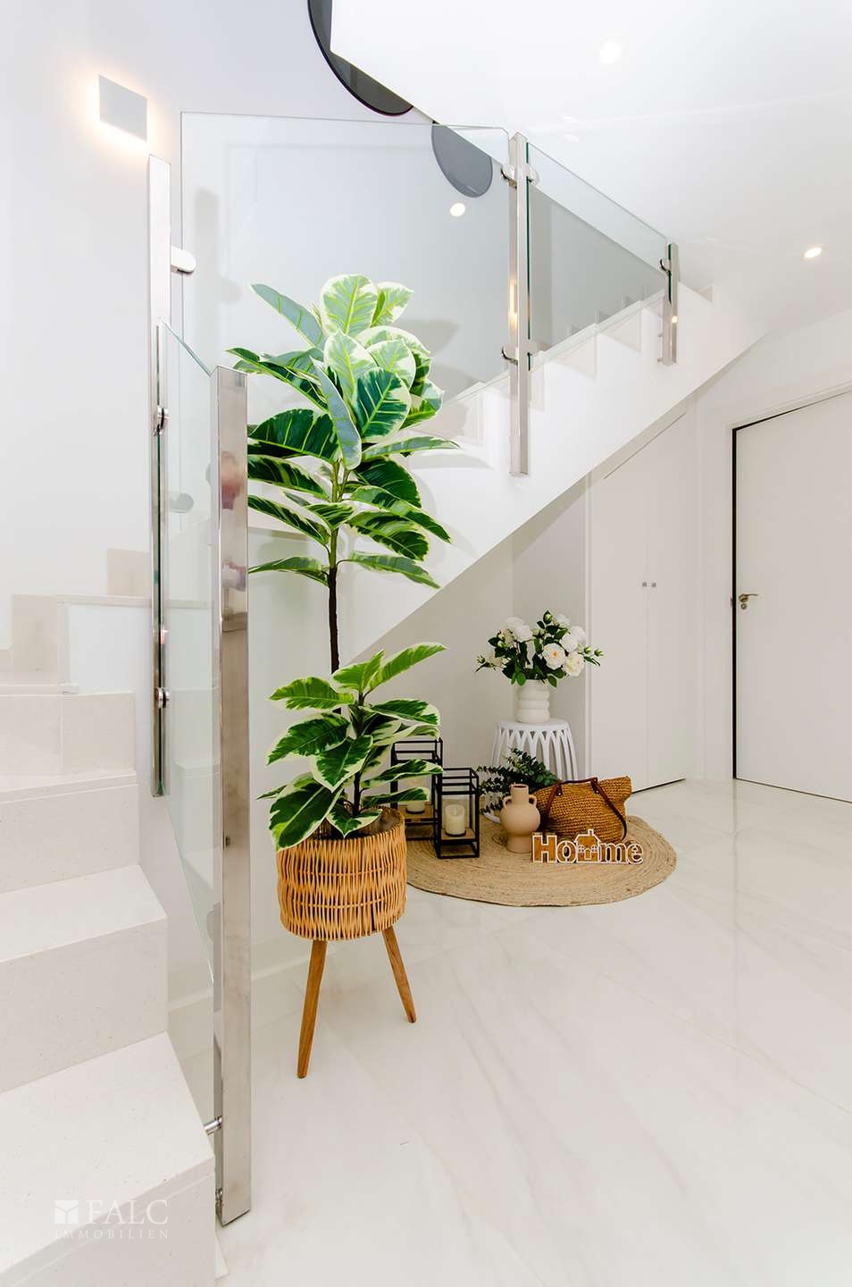 Zugang zur Treppe 1. OG