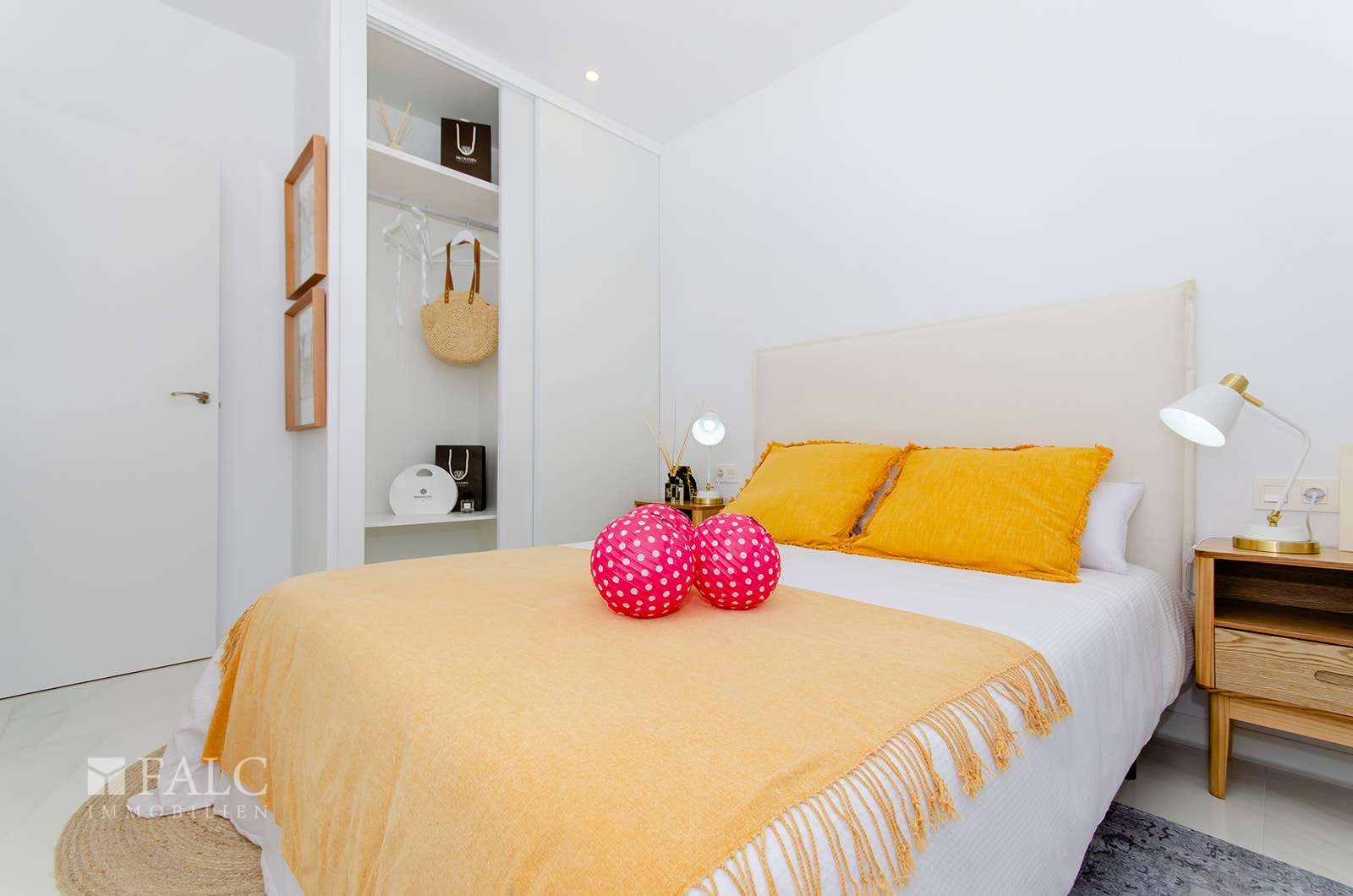 drittes Schlafzimmer / Kinderzimmer