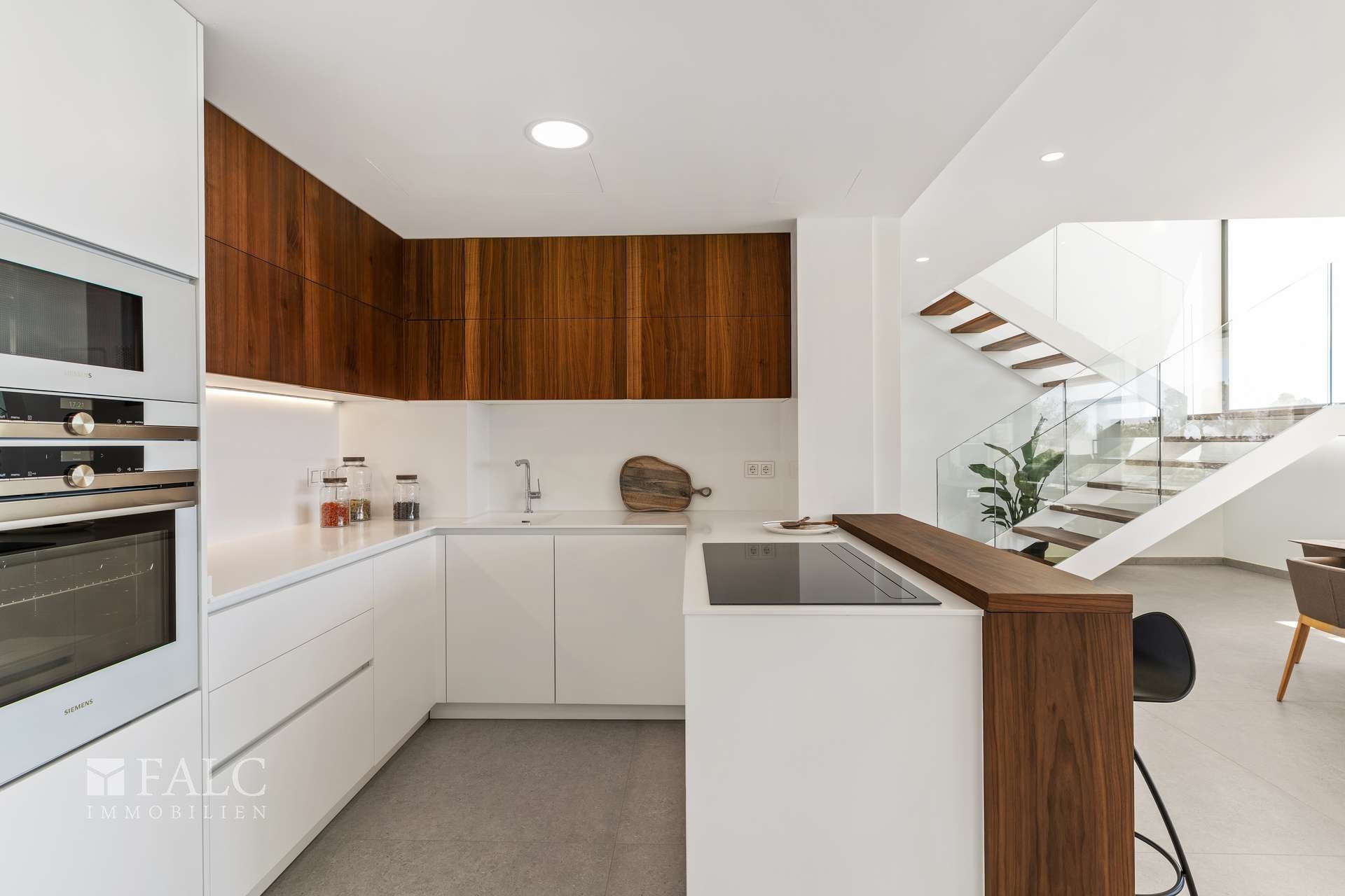 offene, helle Küche