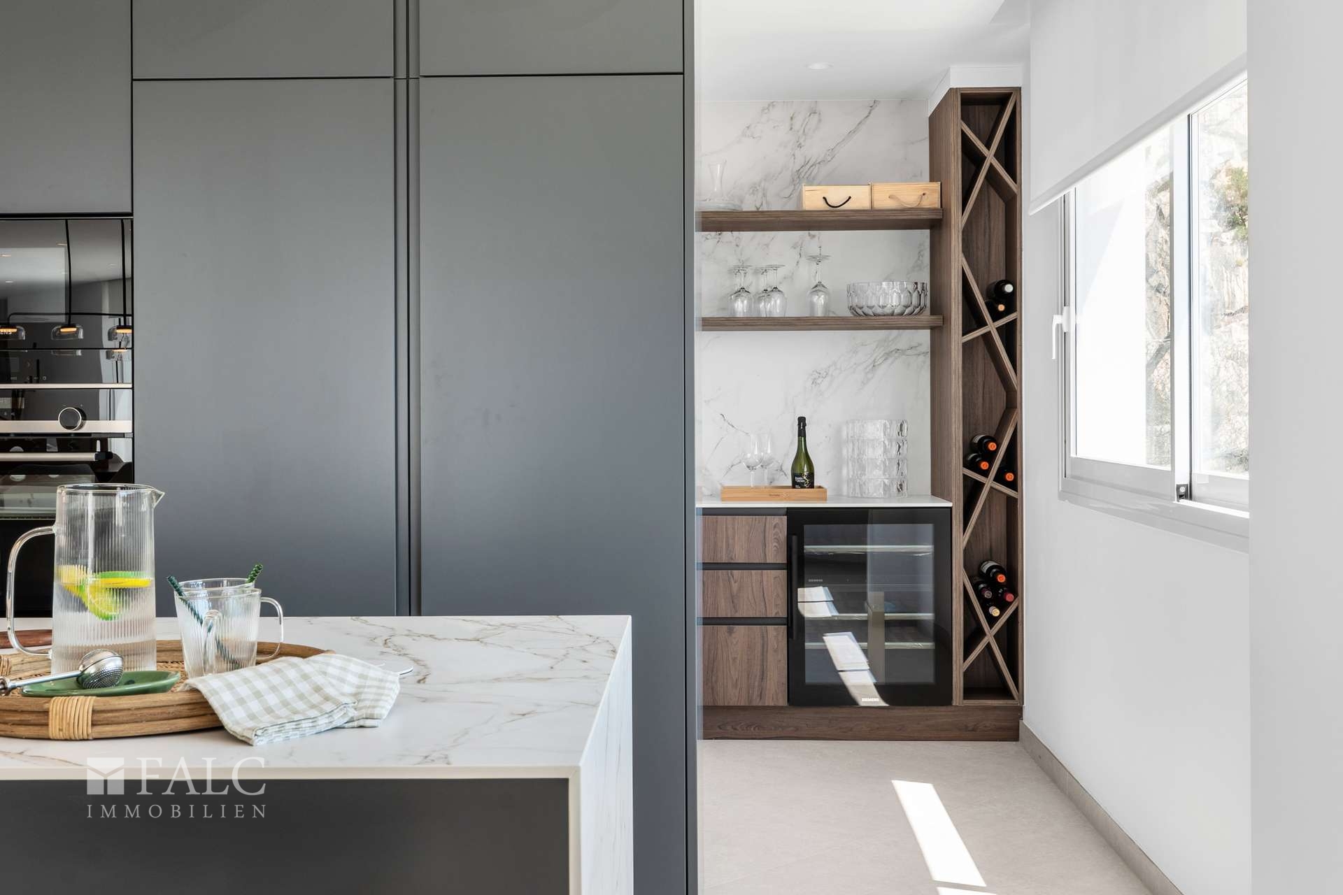 offene Küche mit Drinkkühler!