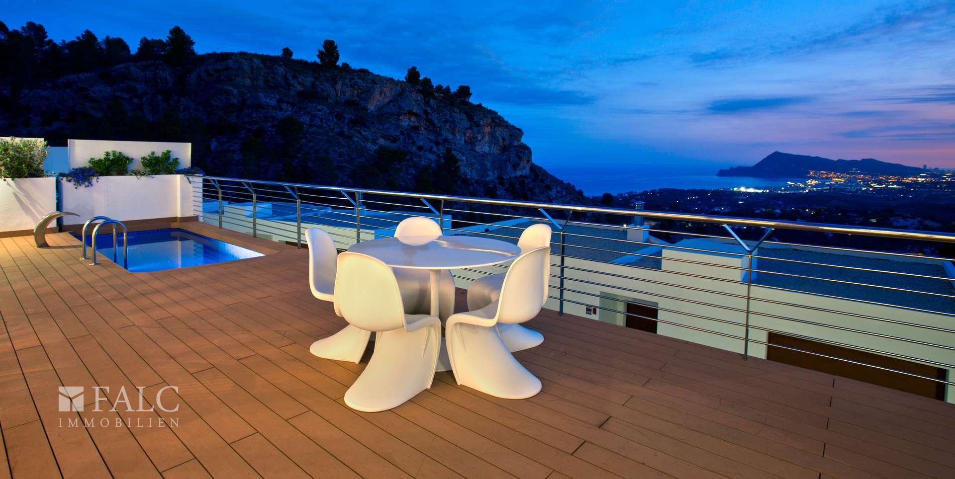 Terrasse bei Abendstimmung