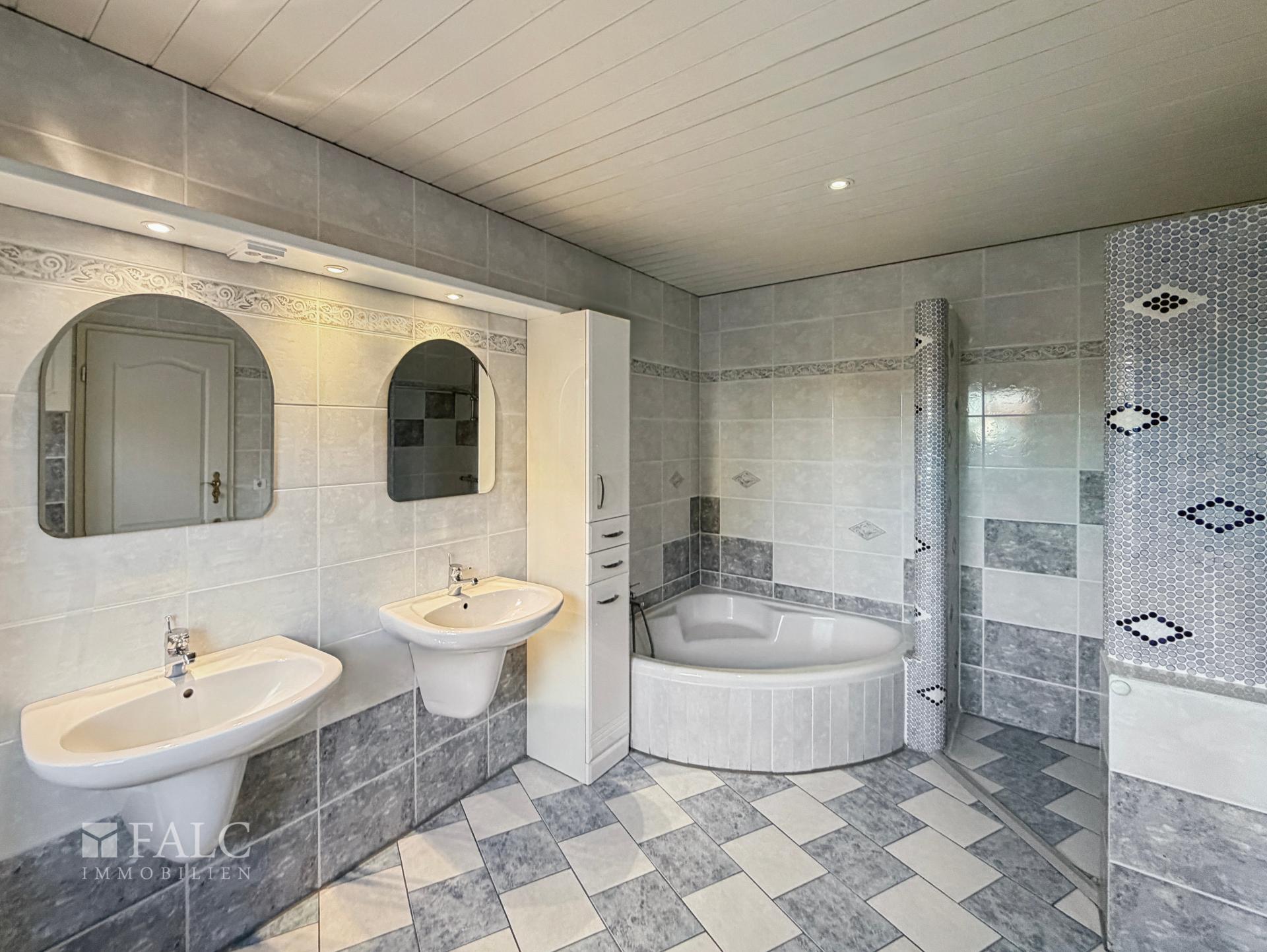 Badezimmer Erdgeschoss