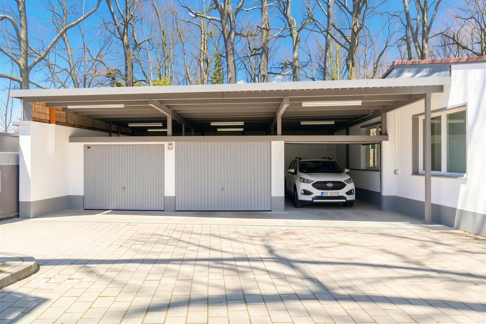 Garage - (KI generiert)