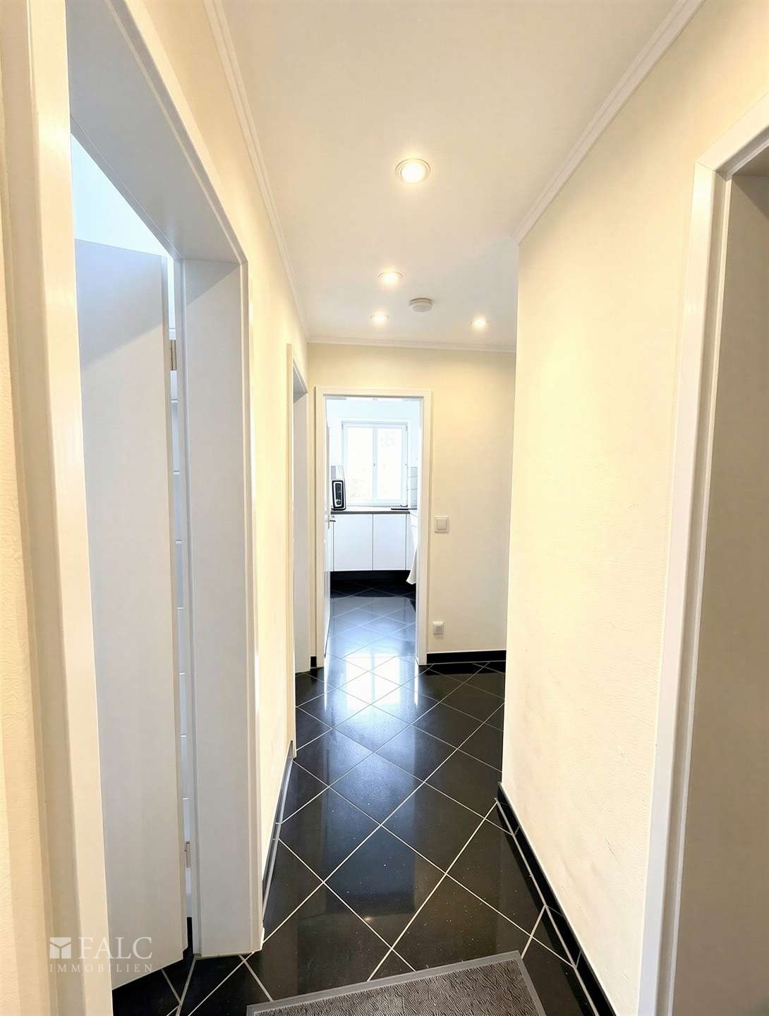 Flur EG - (KI generiert)