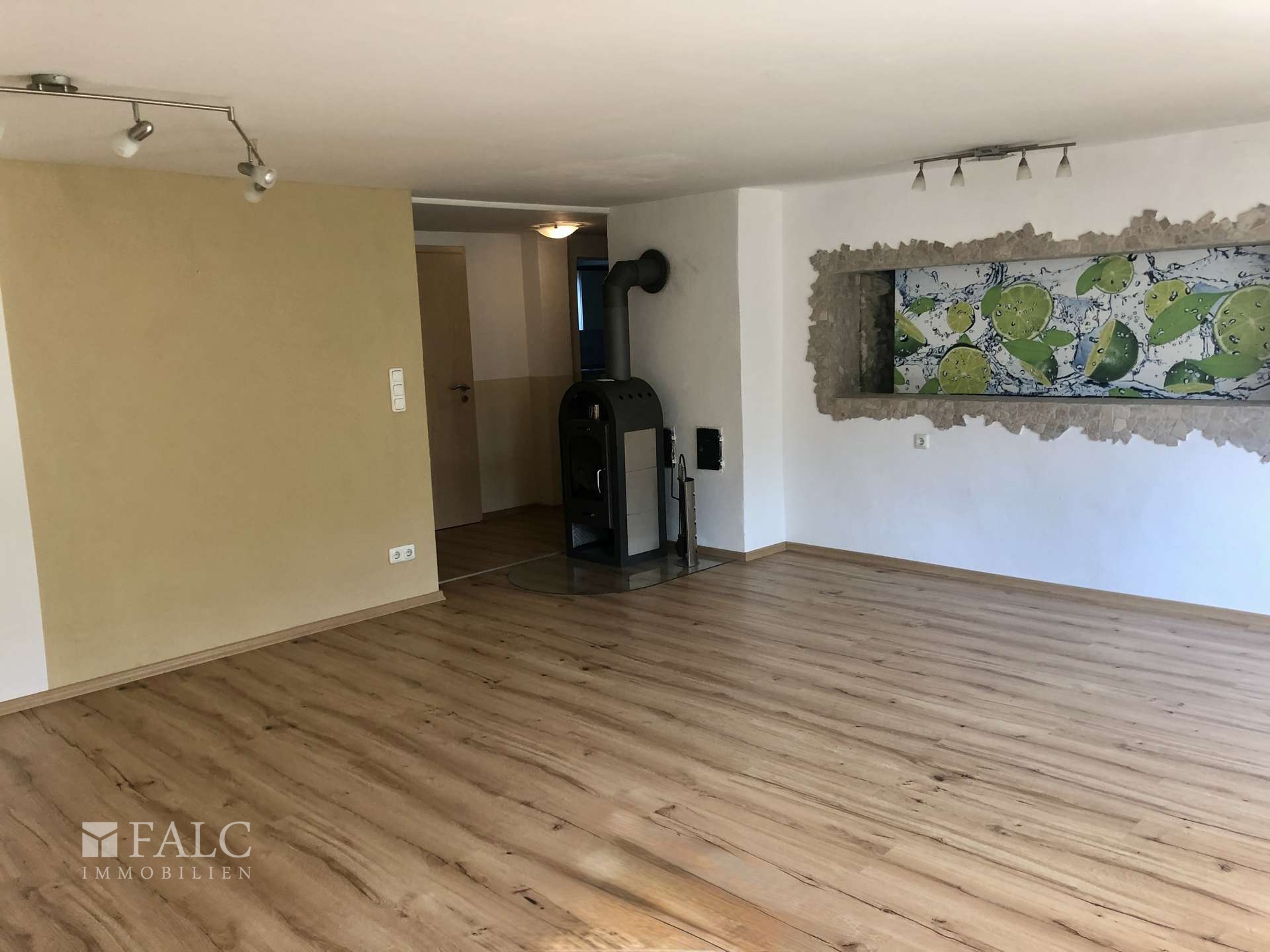 ELW: Wohnzimmer, Holzofen