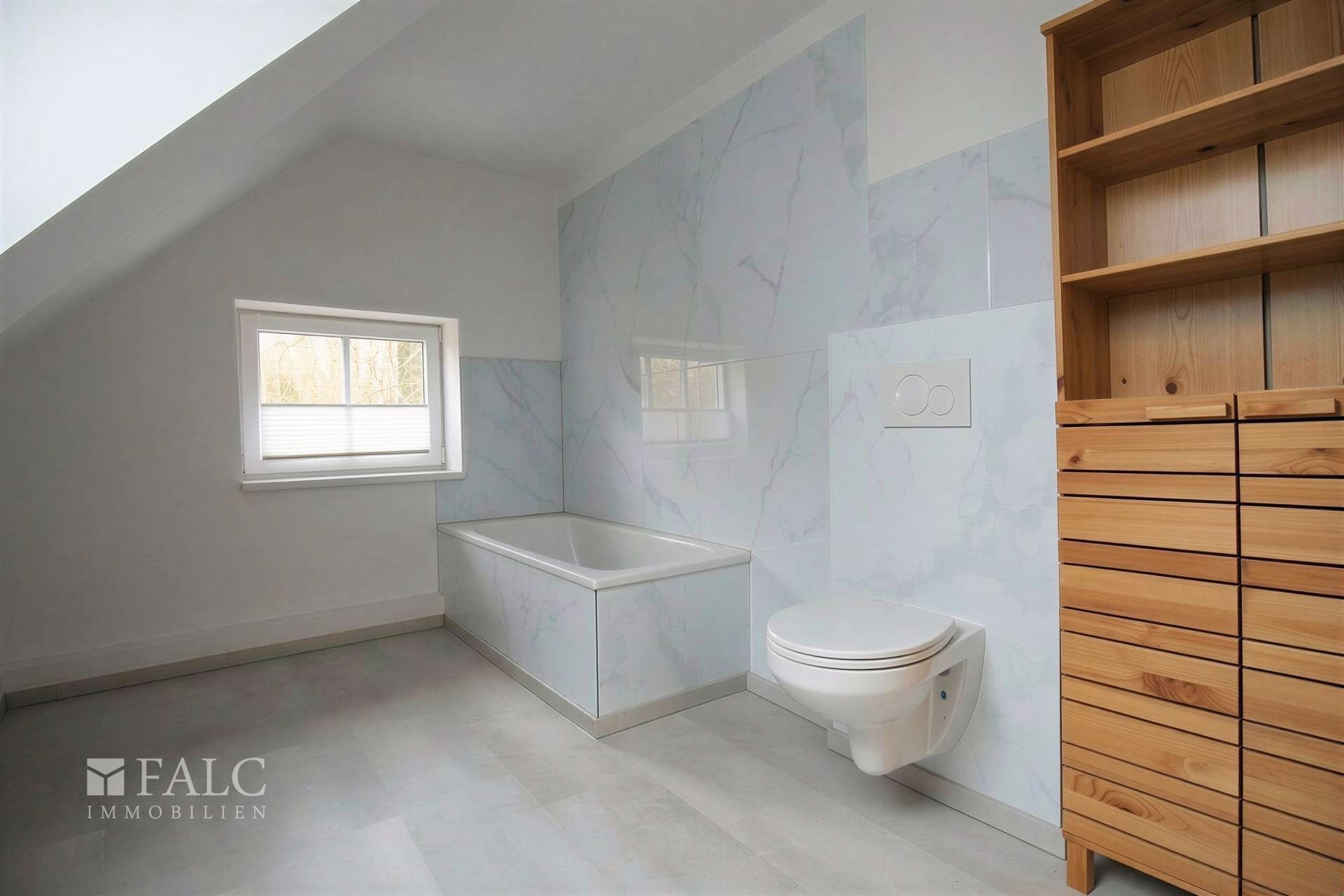 Whg. I Badezimmer II- (KI generiert)