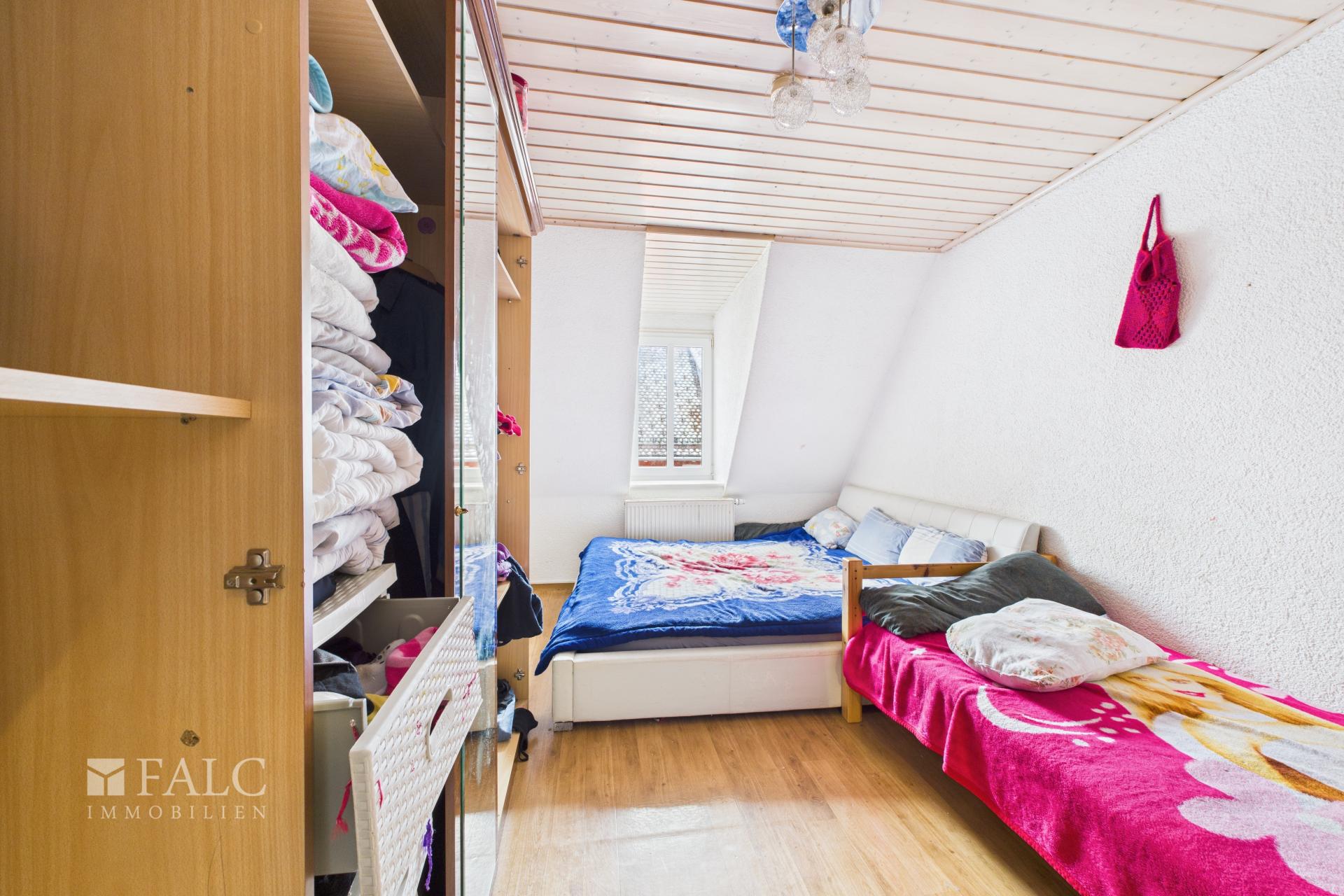 CAM04294G0-PR0028-STILL042