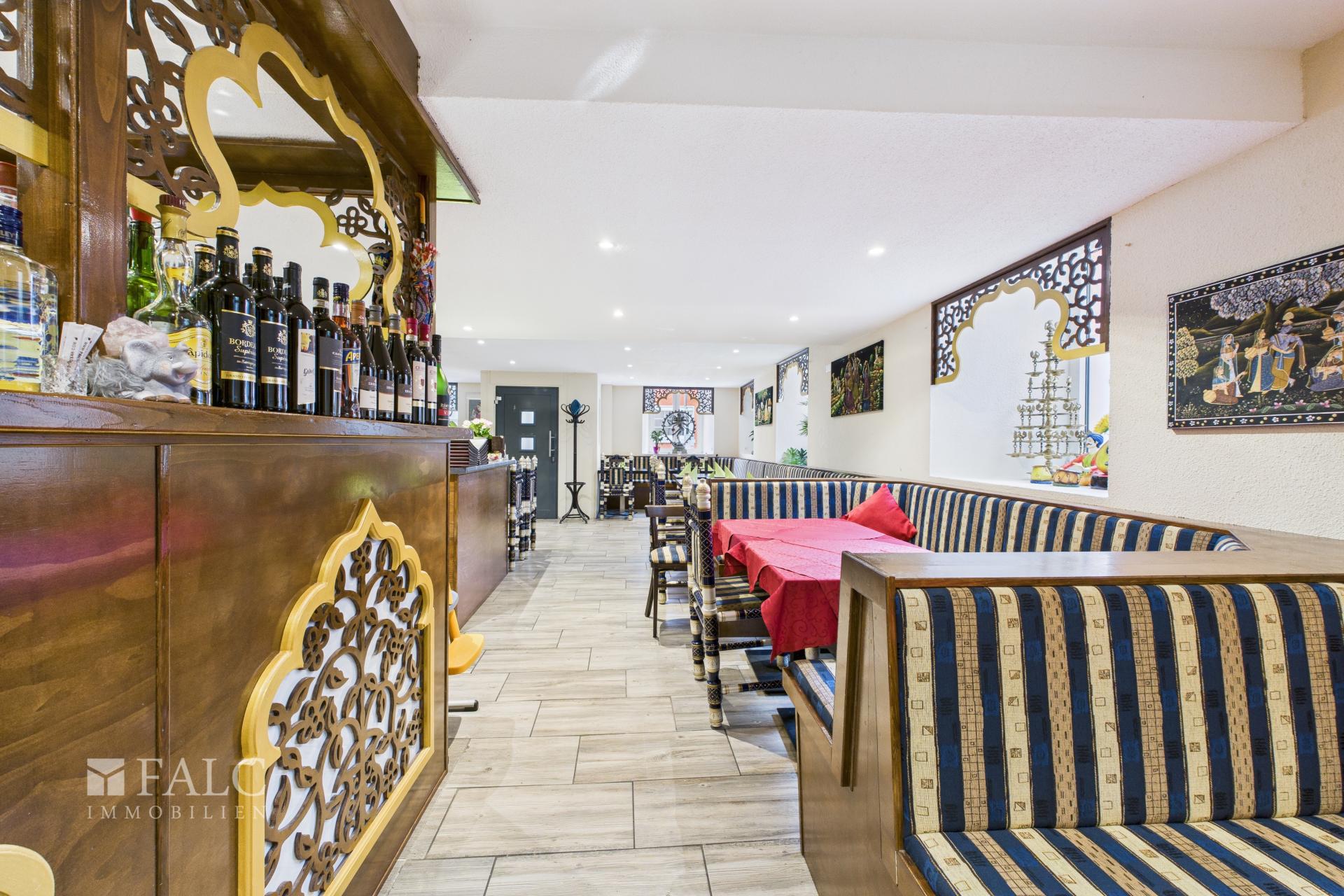 CAM04294G0-PR0028-STILL009