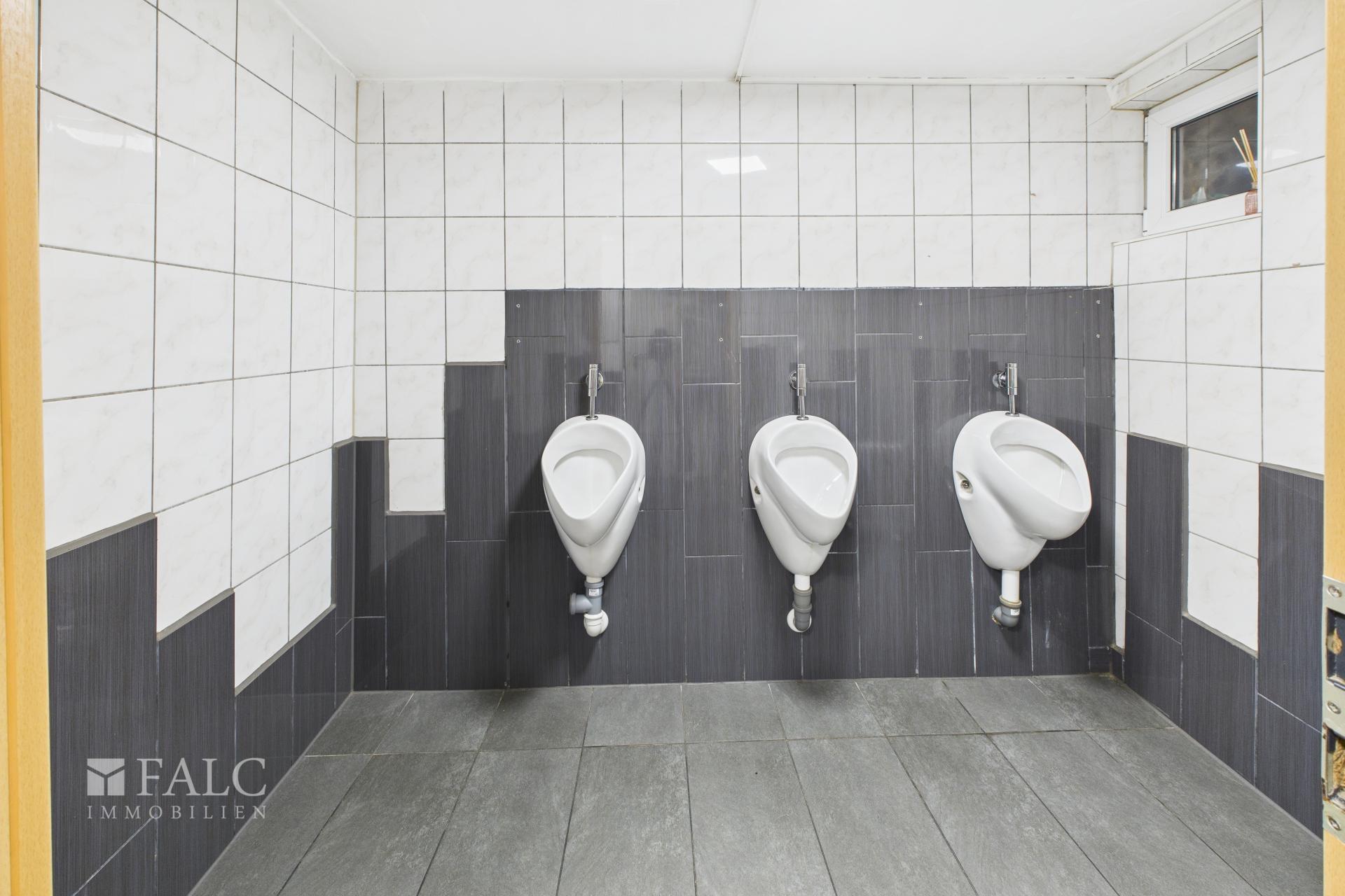 CAM04294G0-PR0028-STILL013