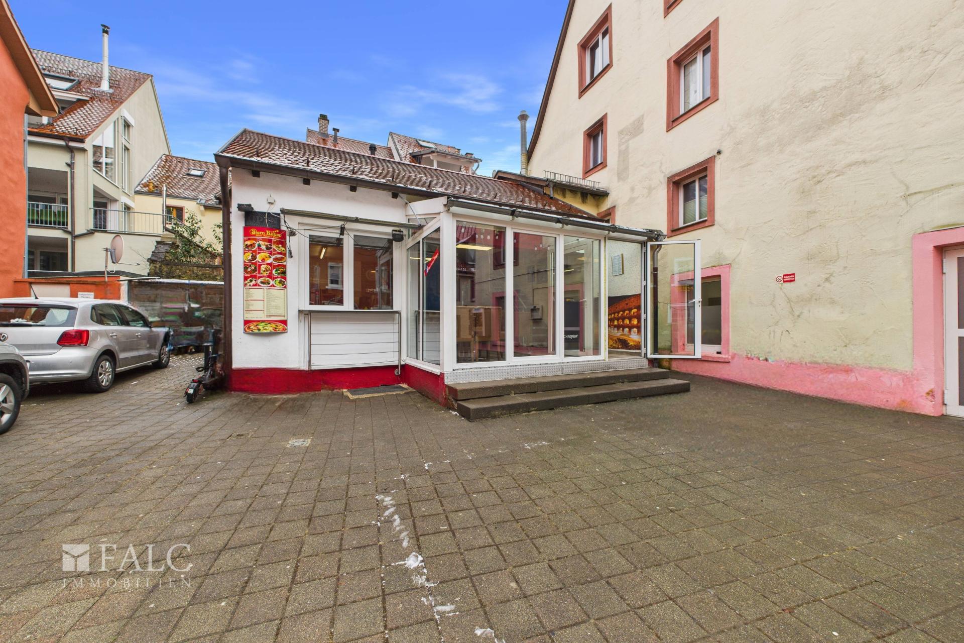 CAM04294G0-PR0028-STILL047