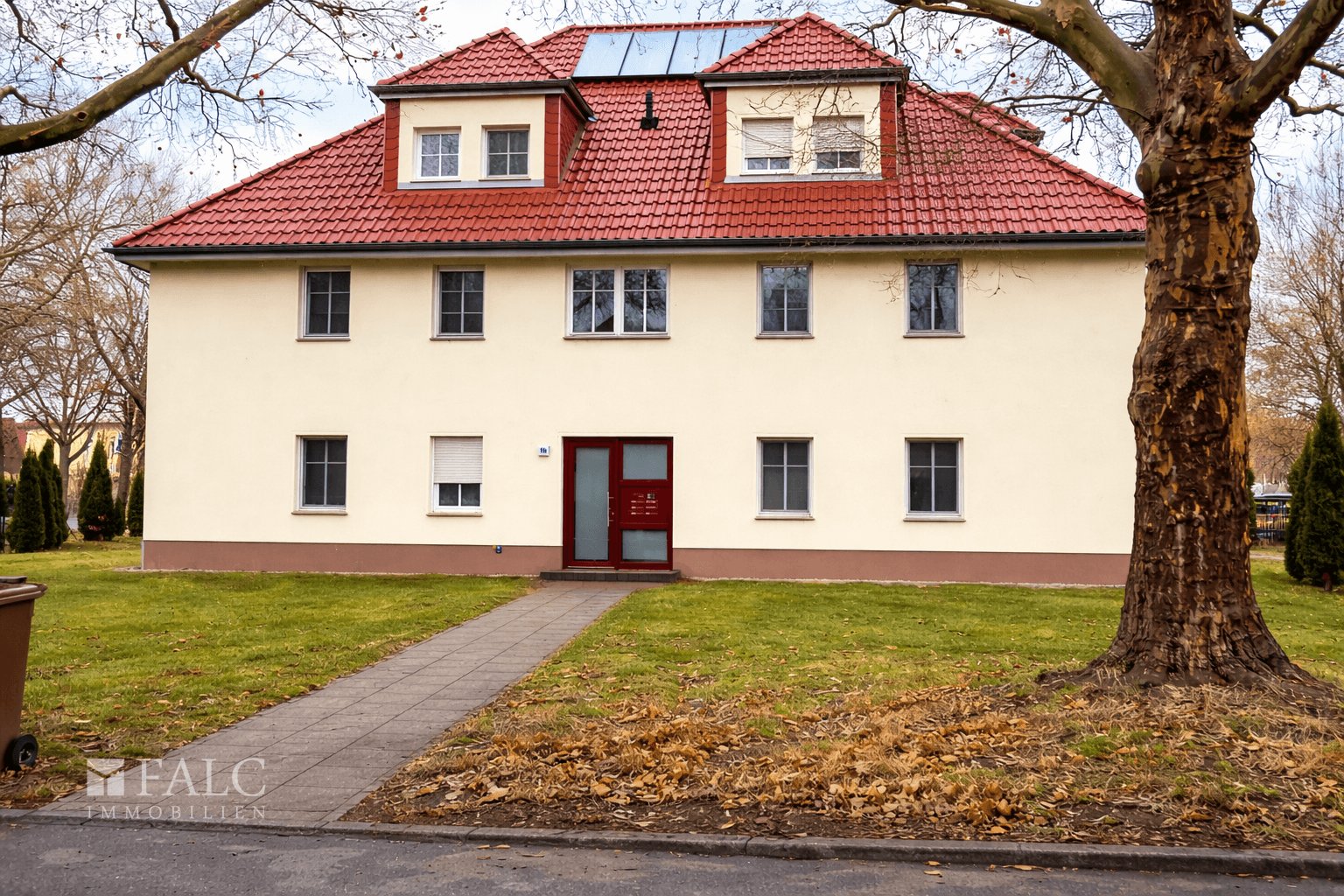 36DA8366-4788-4C2C-919A-7D5BCFCDD82C