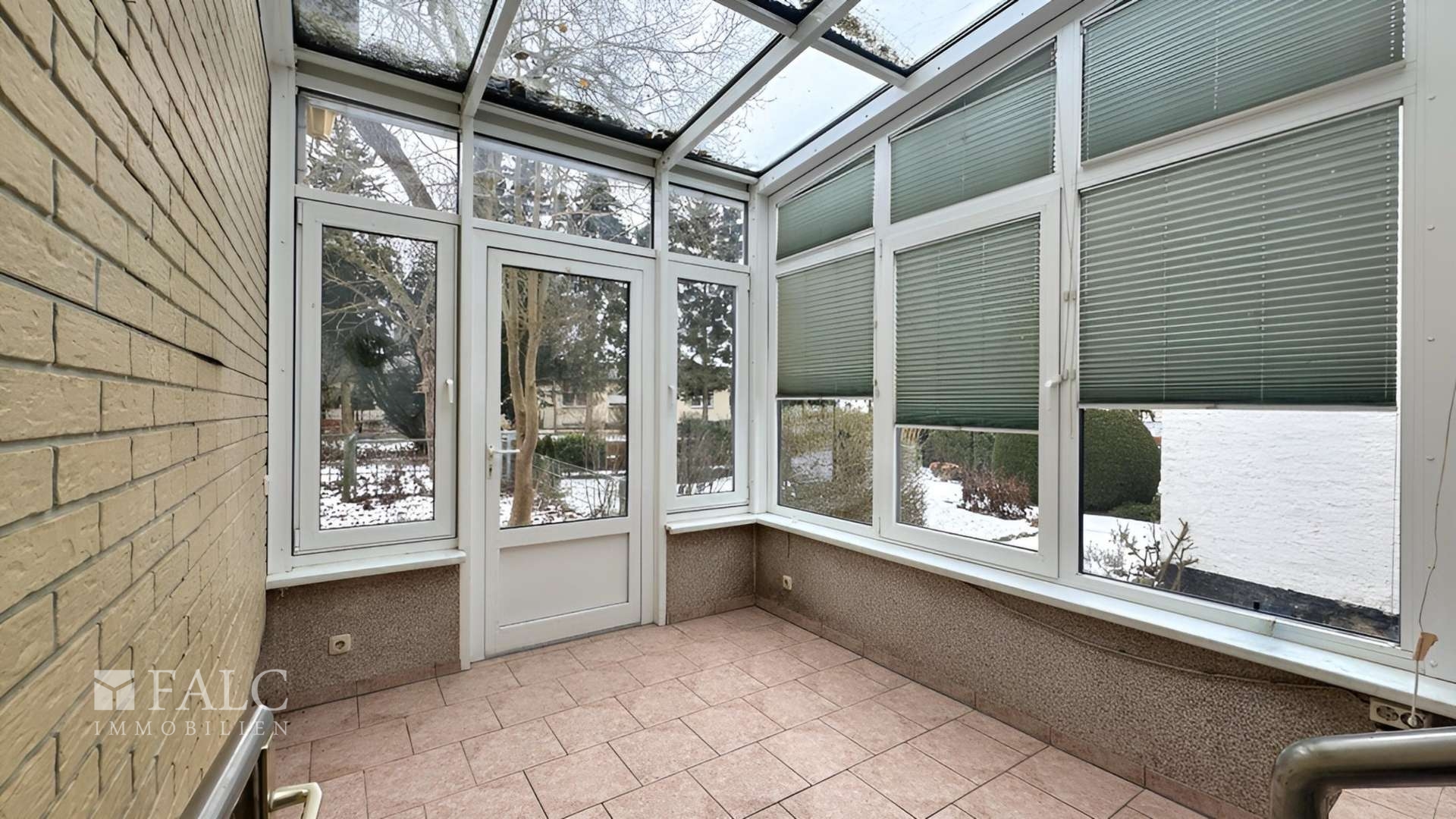 Eingangsbereich /Wintergarten 