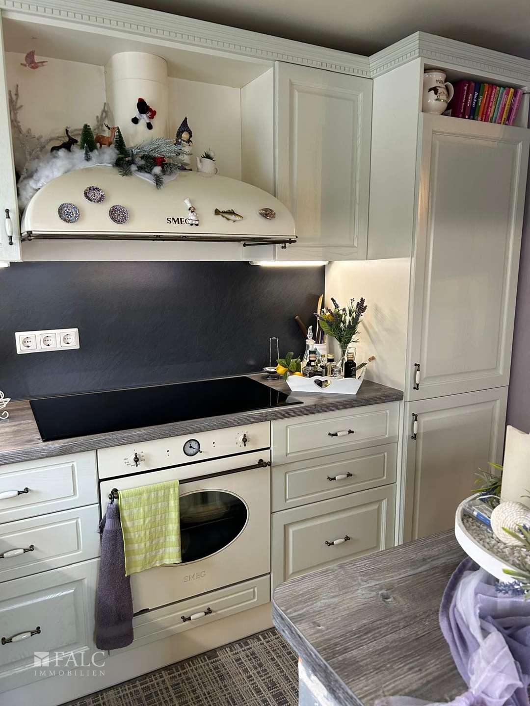 eb455716-e73a-4c3a-958c-d56bf95cd39e