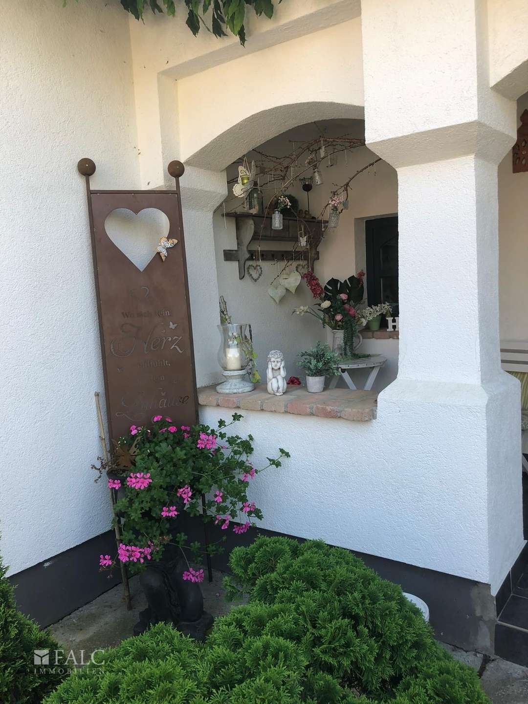 d15d61d1-af1b-428d-a102-7657edbad180