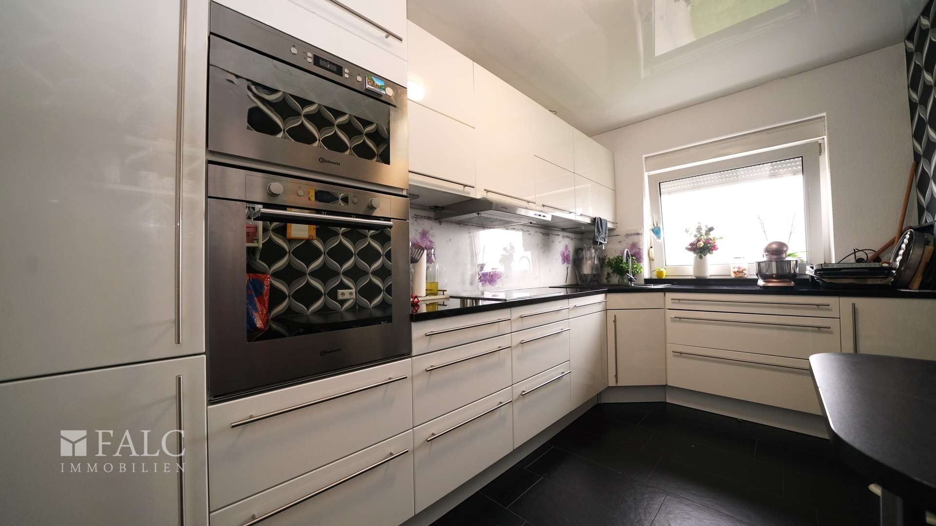 Moderne Einbauküche