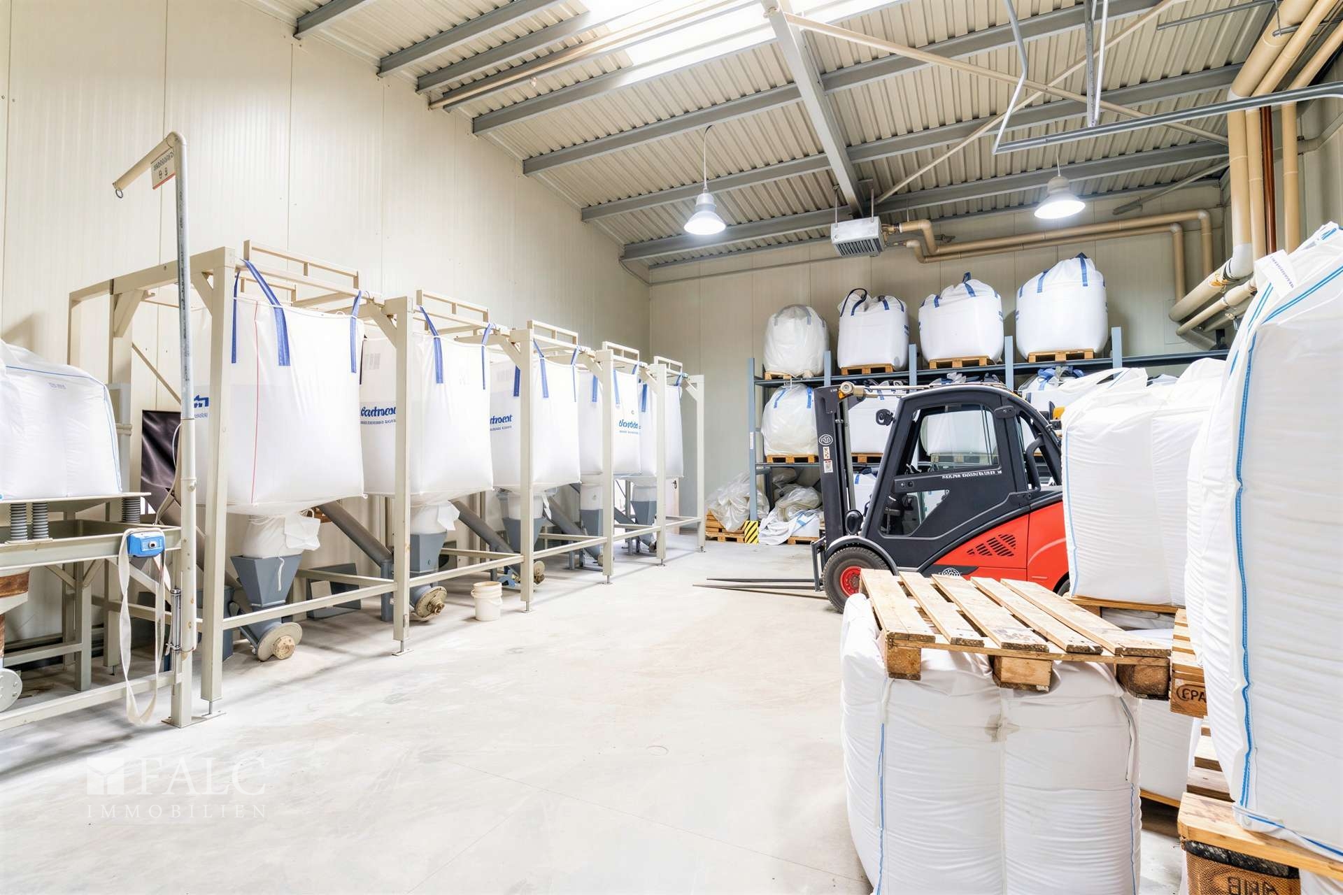 Lagerhalle