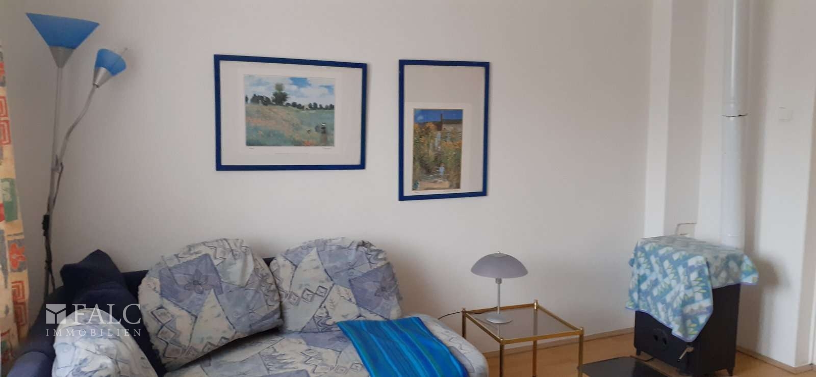 CM1407 auswandern-ungarn-Wohnzimmer