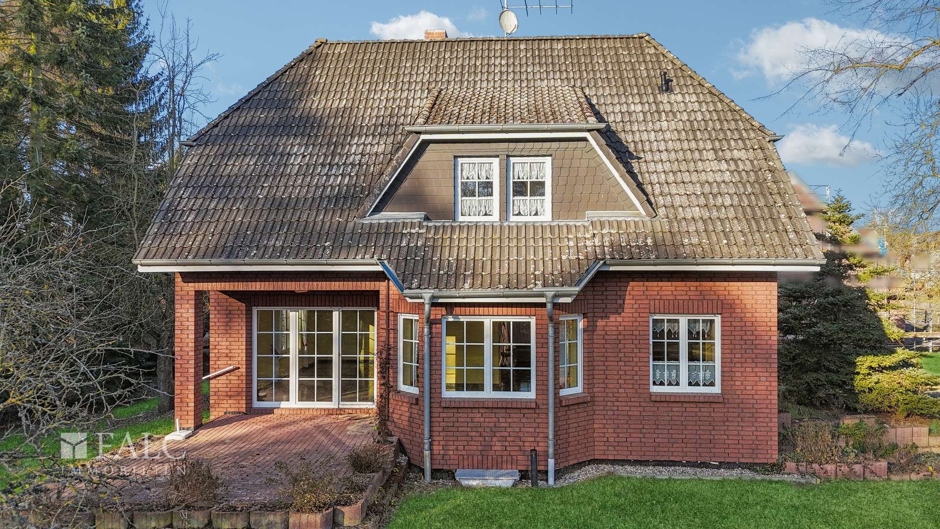 Hausansicht Terrassenseite