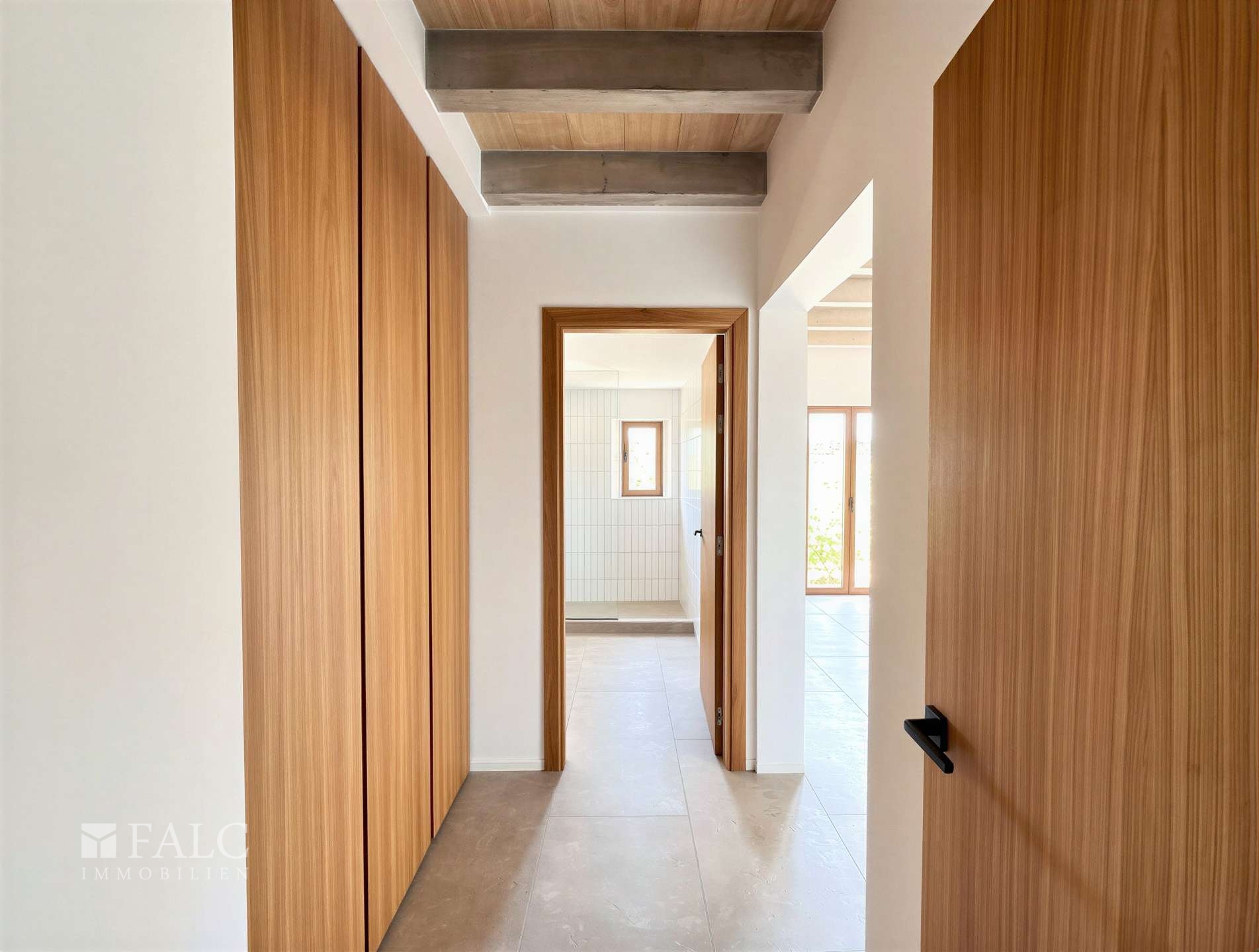 Flur zum Gästebereich IV EG 