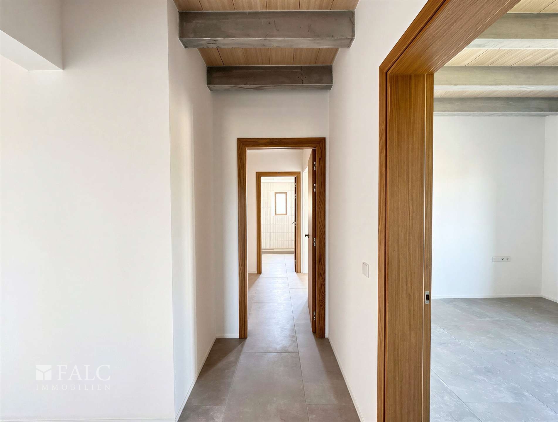 Flur Gästebereich II-IV EG 