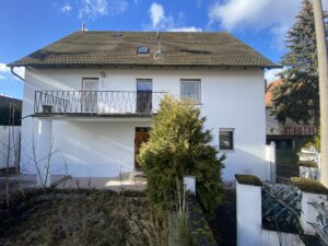 Sanierungsbedürftiges Einfamilienhaus in ruhiger Lage