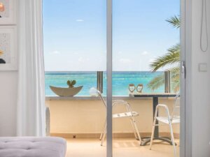 Exklusives Apartment in erster Meereslinie mit Traumblick