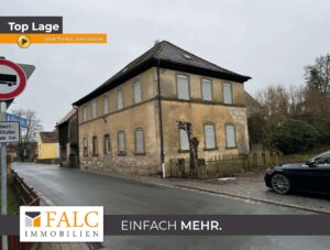 Denkmalgeschütztes Schulhaus in Höchstadt an der Aisch (Etzelskirchen)
