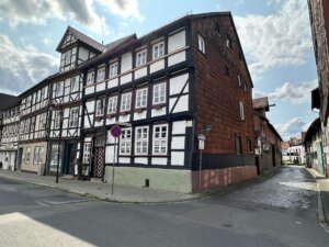 ***Denkmalgeschütztes Stadthaus mit Geschichte und Potenzial in der Innenstadt von Einbeck***