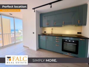 Helles Apartment – nur wenige Schritte vom Meer entfernt