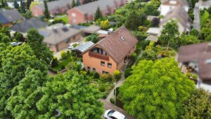 ***Ruhig gelegenes Ein- bis Zweifamilienhaus mit Wintergarten und viel Flexibilität in Northeim***