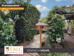 Provisionsfrei. Charmantes Reihenhaus mit traumhaften Garten!