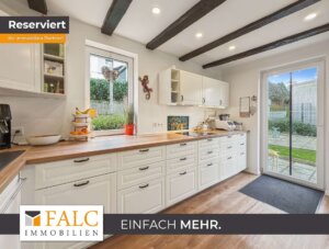 Modern Wohnen im Erdgeschoss mit eigenem Garten: Viel Raum für die Familie!