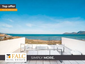 Schöne Doppelhaushäfte mit Ferienvermietungslizenz in Son Serra de Marina