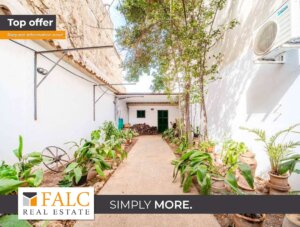 Mallorquinisches Stadthaus mit Innenhof und Dachterrasse in Muro