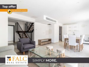 Neubau-Gebäude mit 4 Apartments und 4 Geschäftsräumen in Arenal