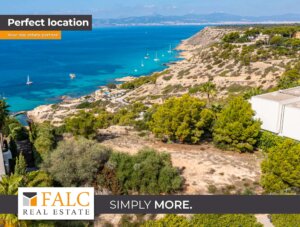 Hervorragendes erste Meereslinie-Grundstück in Puig de Ros