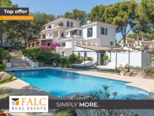 Geräumige Villa mit Meerblick und herrlichem Pool in Cas Catala