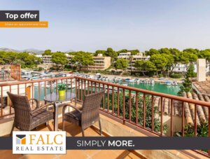 Attraktive Maisonette-Wohnung mit Blick auf den Yachtclub von Santa Ponsa