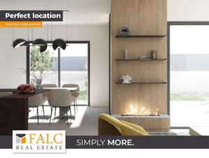 Schöne Naturstein-Villa mit Pool in Pórtol