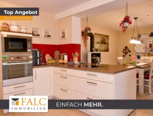 Einfach Mehr: Gepflegte Erdgeschoss-Wohnung, Garten, Teich, 2Garagen, PKW-Stellplatz. PV-Anlage u.a.