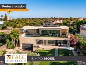 Design-Villa mit offenen Terrassen, Pool und beeindruckender Aussicht