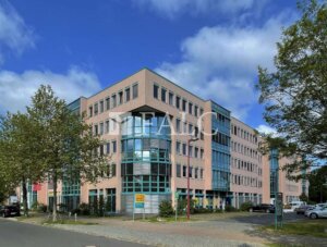 Büroflächen ab 240 m² zur Miete. Nur 9,50 €/m² Kaltmiete!